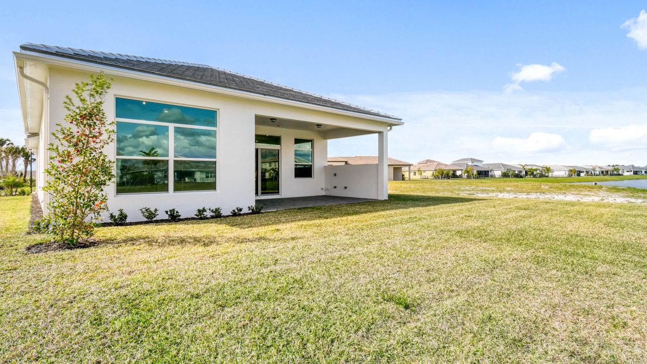 For Sale: $744,990 (3 beds, 3 baths, 2196 Square Feet)