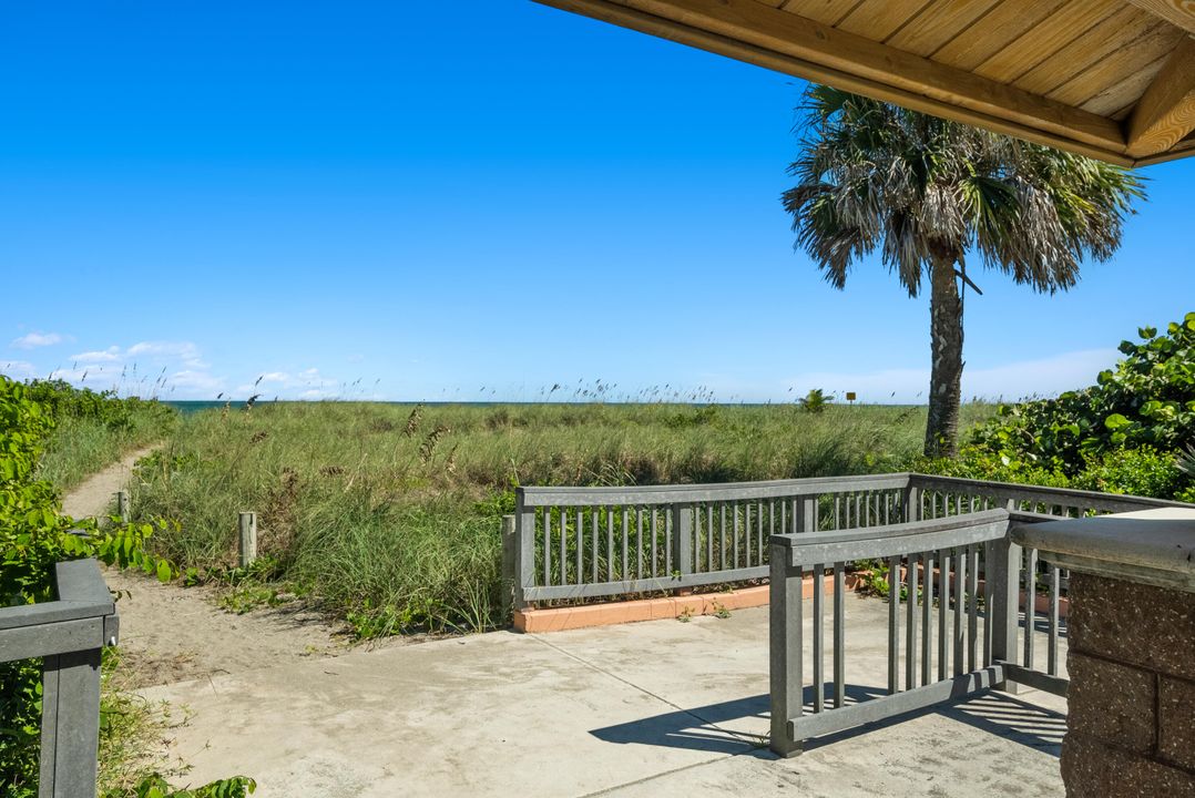 For Sale: $725,000 (3 beds, 2 baths, 1539 Square Feet)