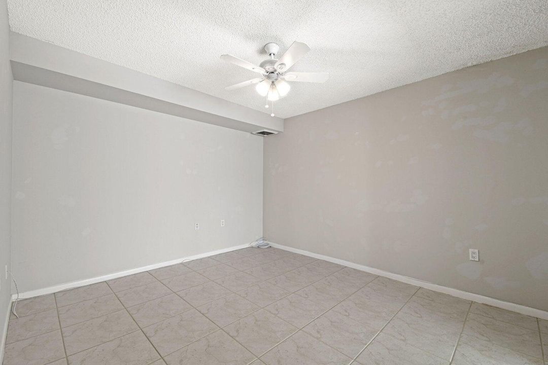 For Rent: $2,600 (3 beds, 2 baths, 1488 Square Feet)