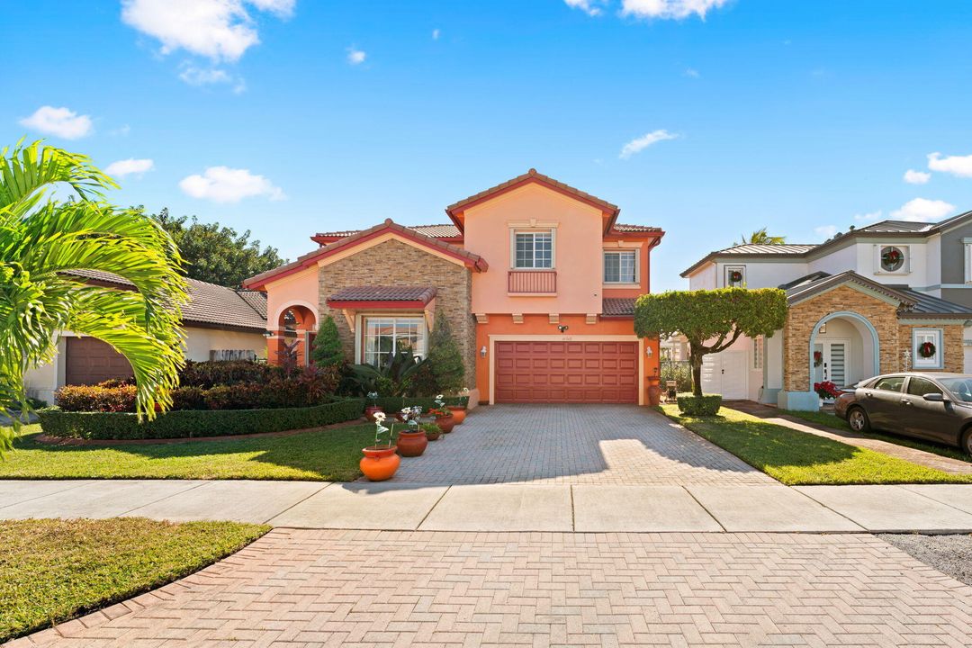 For Sale: $849,900 (4 beds, 2 baths, 2368 Square Feet)