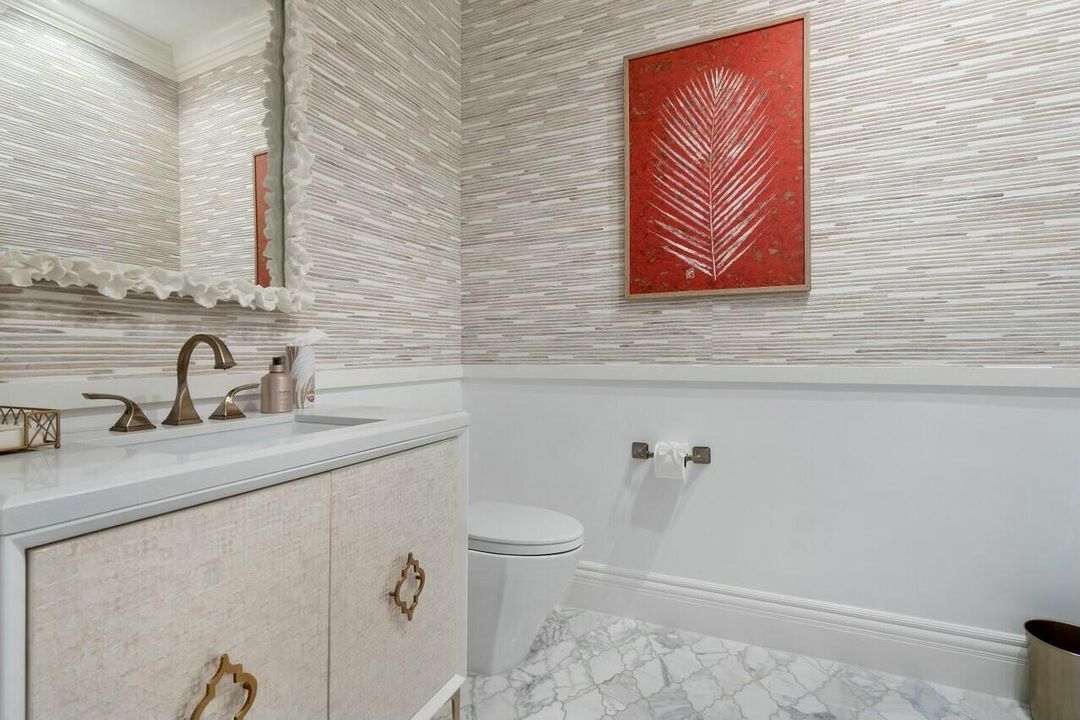 For Sale: $6,495,000 (4 beds, 5 baths, 6341 Square Feet)