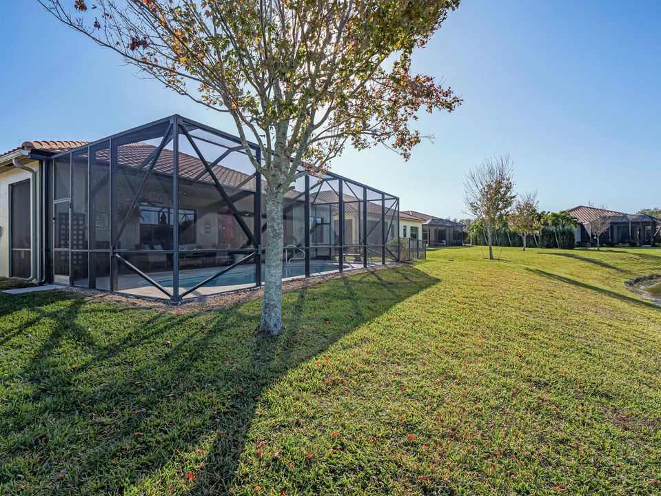 For Sale: $615,000 (3 beds, 2 baths, 2144 Square Feet)