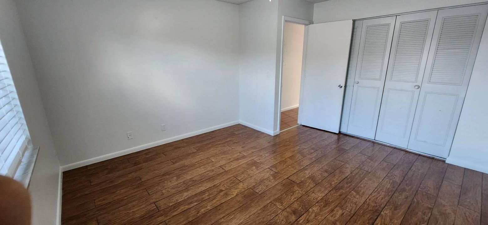 For Rent: $2,000 (2 beds, 1 baths, 1000 Square Feet)