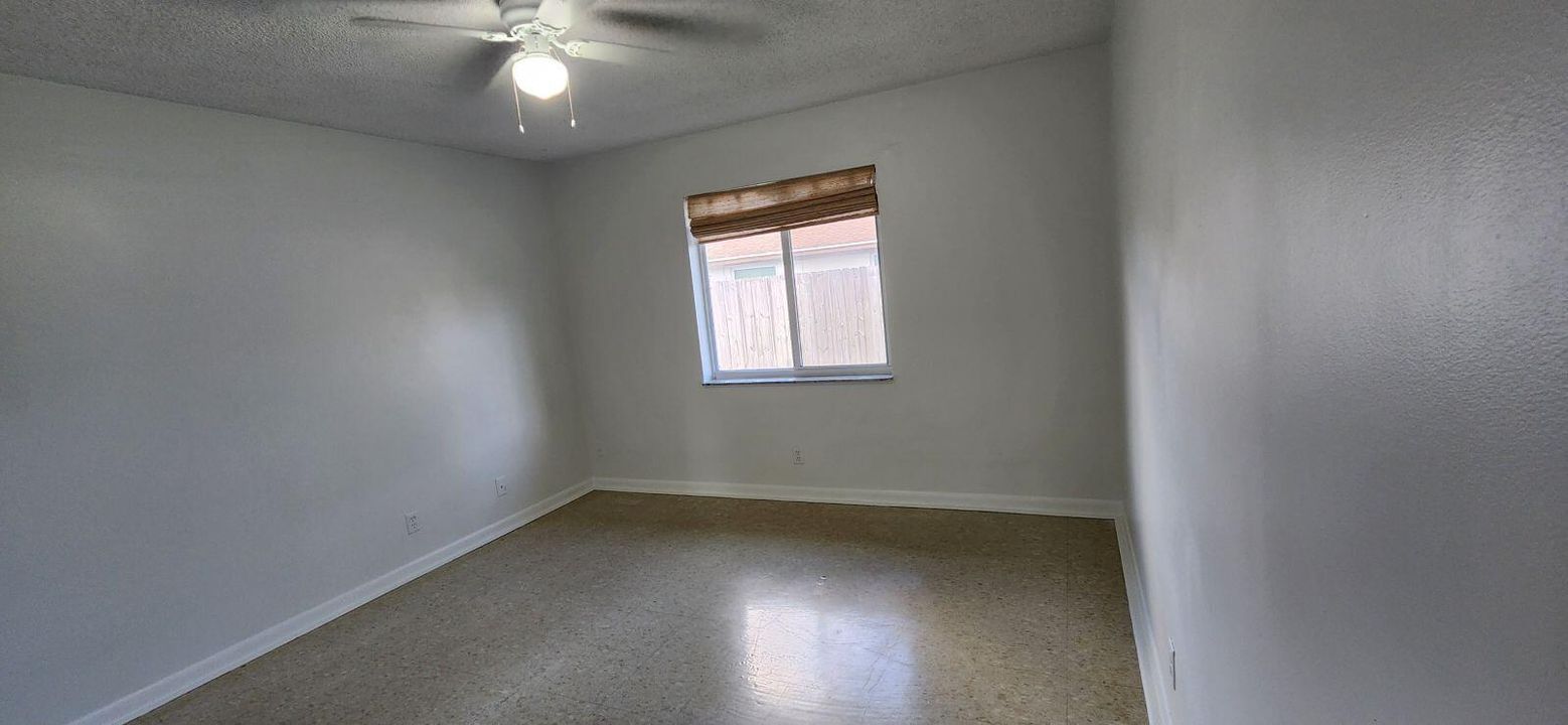 For Rent: $2,000 (2 beds, 1 baths, 1000 Square Feet)