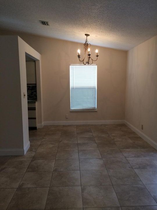 For Rent: $2,695 (3 beds, 2 baths, 1288 Square Feet)