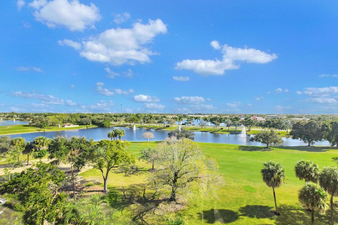 For Sale: $499,000 (3 beds, 2 baths, 1870 Square Feet)