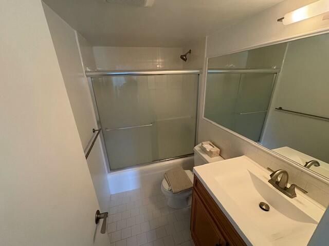 For Rent: $2,800 (2 beds, 2 baths, 975 Square Feet)