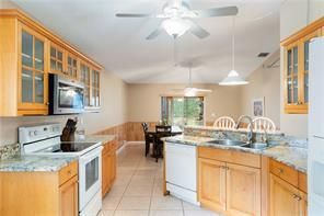 For Sale: $363,000 (4 beds, 2 baths, 1942 Square Feet)