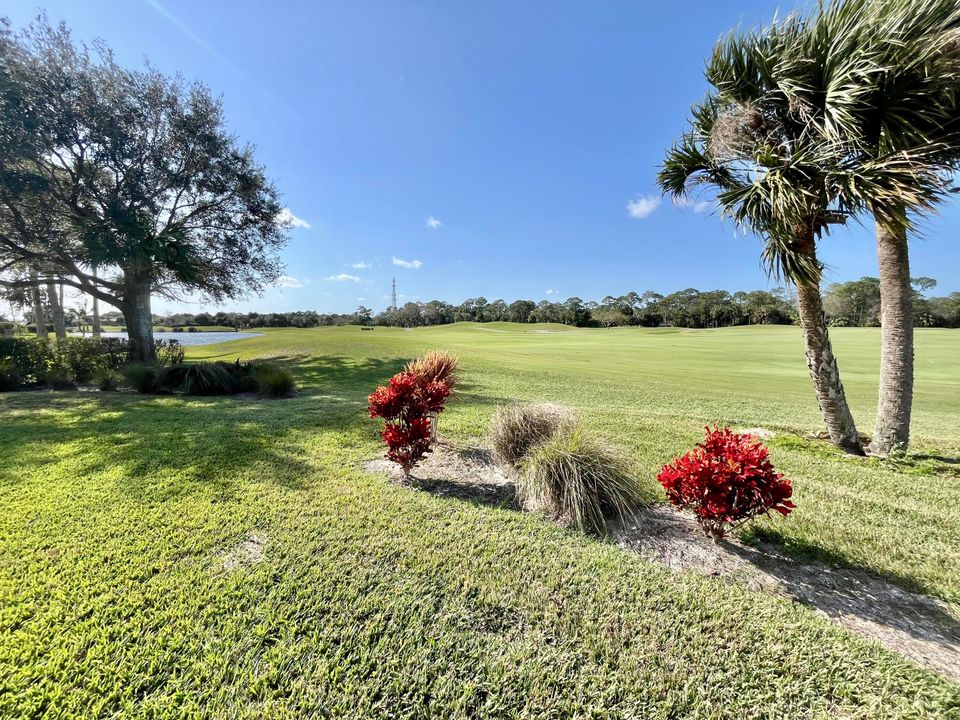 For Sale: $500,000 (3 beds, 2 baths, 2492 Square Feet)