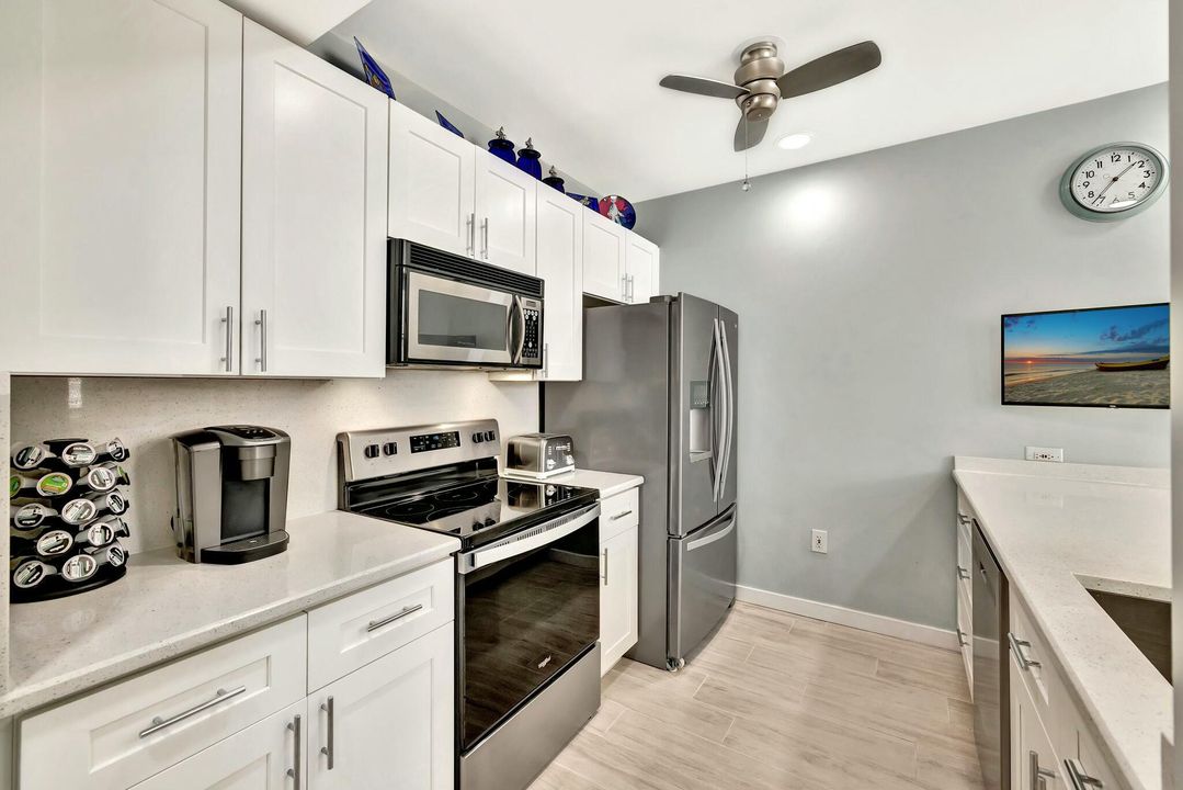 For Sale: $804,900 (2 beds, 2 baths, 1788 Square Feet)