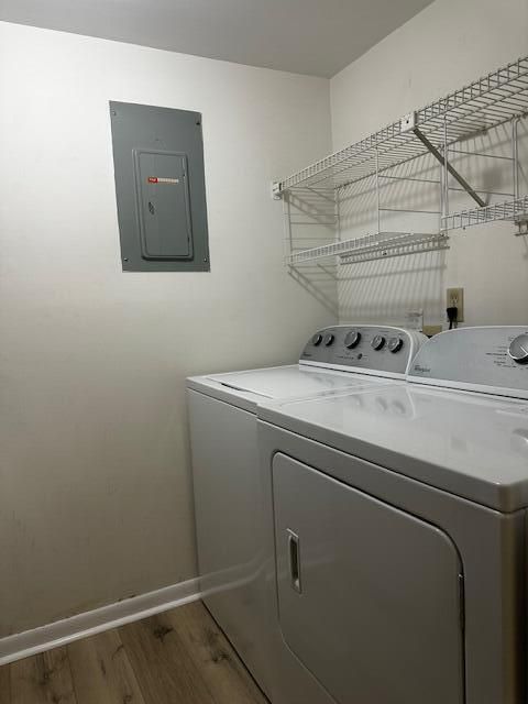 For Rent: $1,800 (2 beds, 1 baths, 804 Square Feet)