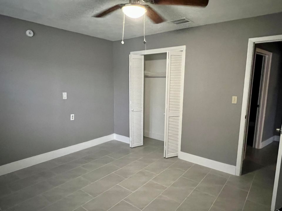 For Rent: $3,200 (3 beds, 2 baths, 1381 Square Feet)