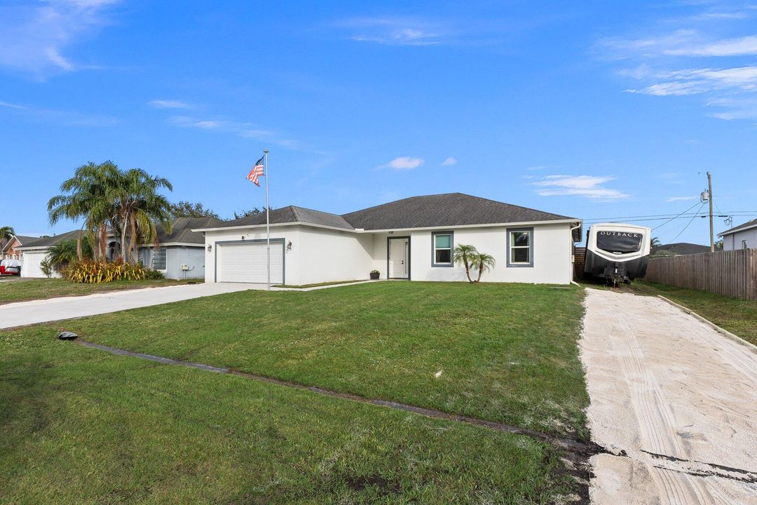 For Sale: $525,000 (4 beds, 2 baths, 2378 Square Feet)