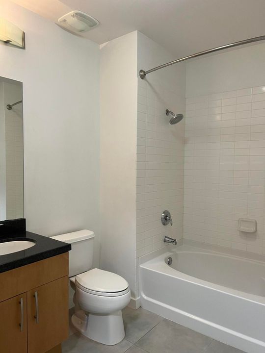 For Rent: $2,300 (1 beds, 1 baths, 757 Square Feet)