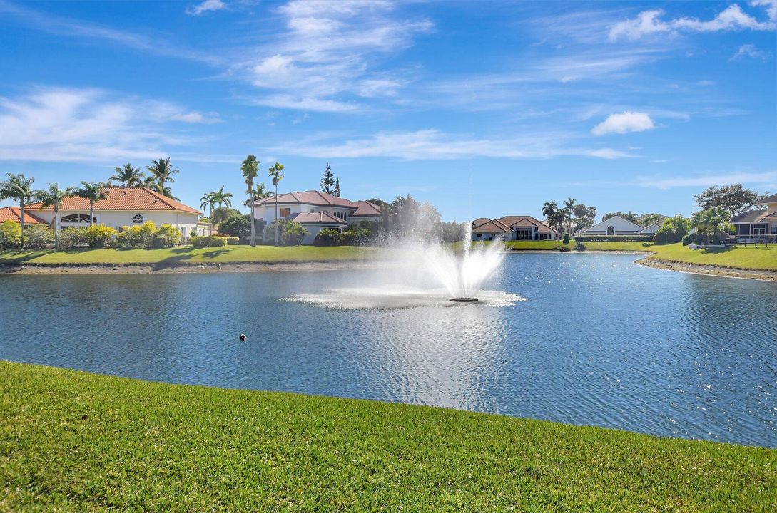 For Sale: $1,800,000 (4 beds, 2 baths, 3024 Square Feet)