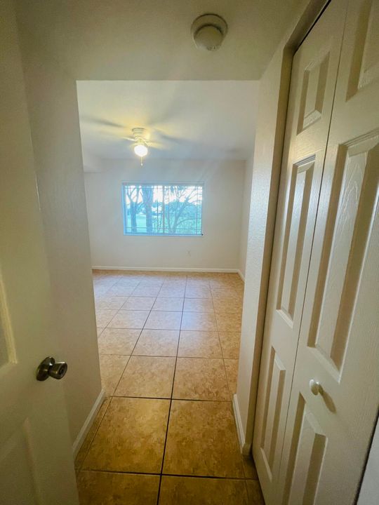 For Rent: $1,850 (2 beds, 2 baths, 1050 Square Feet)