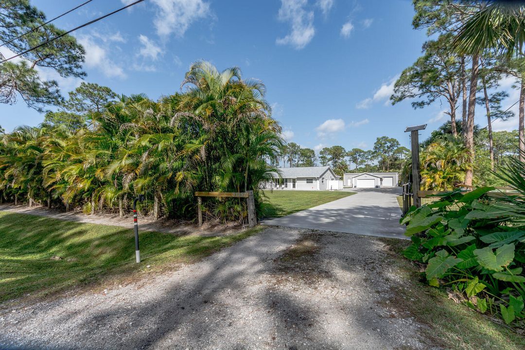 For Sale: $1,200,000 (3 beds, 3 baths, 2061 Square Feet)