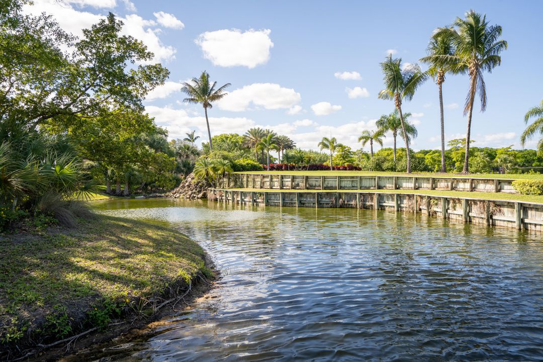 For Sale: $690,000 (3 beds, 2 baths, 1948 Square Feet)