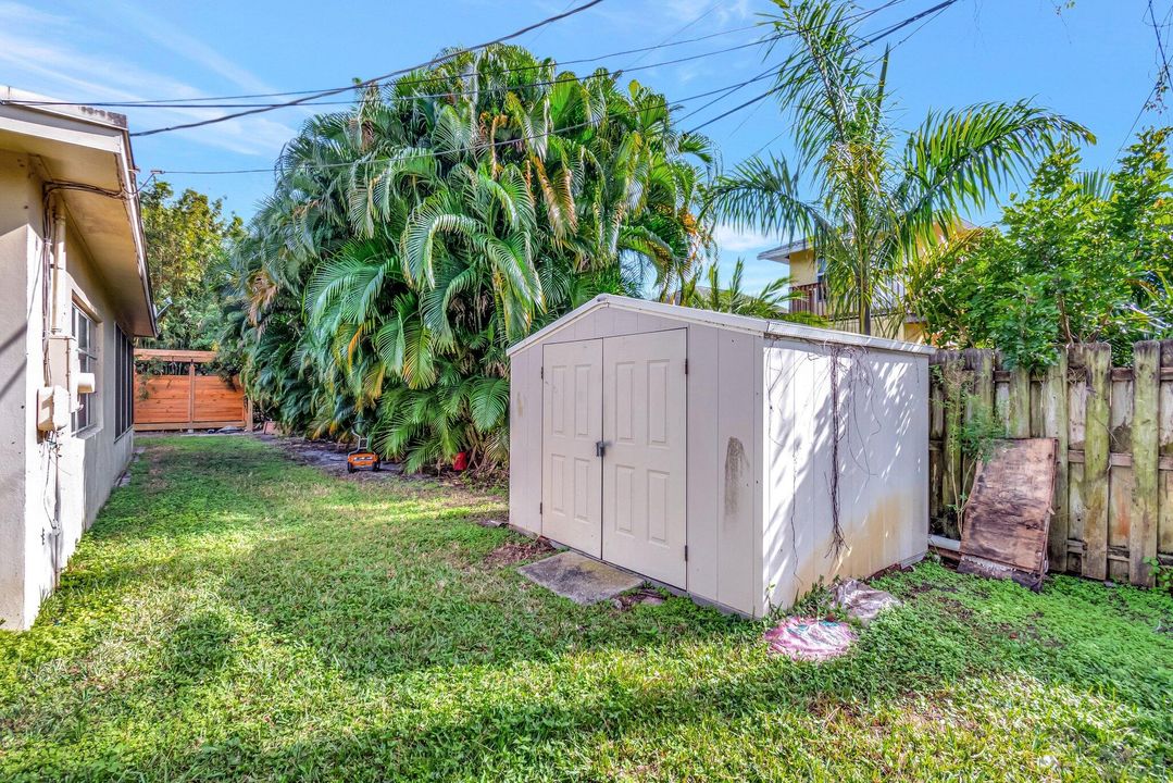 For Sale: $579,000 (3 beds, 2 baths, 1880 Square Feet)