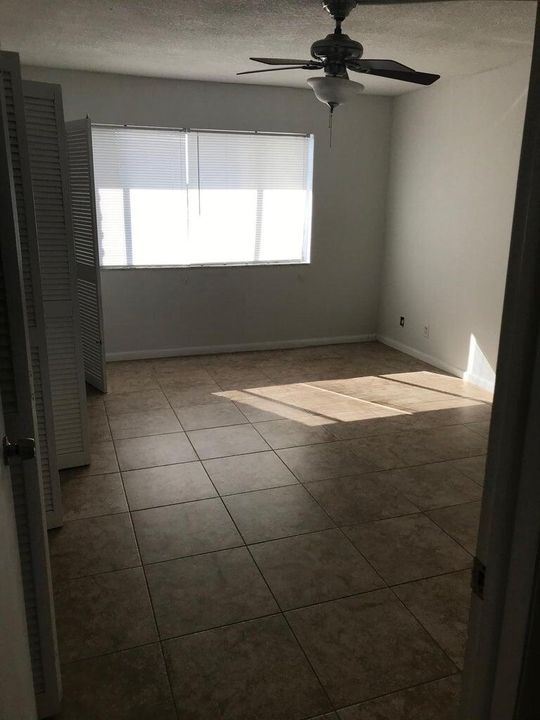 For Rent: $1,700 (1 beds, 1 baths, 756 Square Feet)