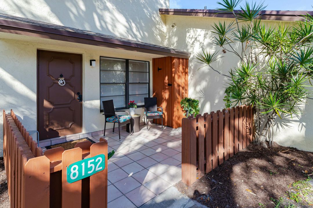 For Sale: $255,000 (2 beds, 2 baths, 1026 Square Feet)