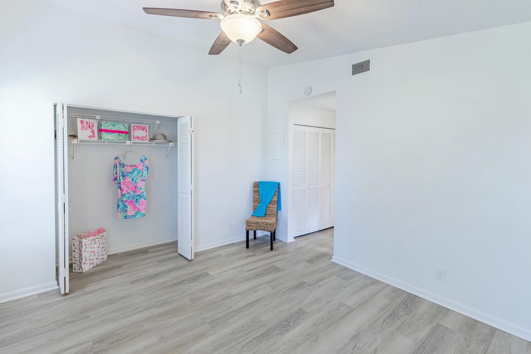 For Sale: $255,000 (2 beds, 2 baths, 1026 Square Feet)