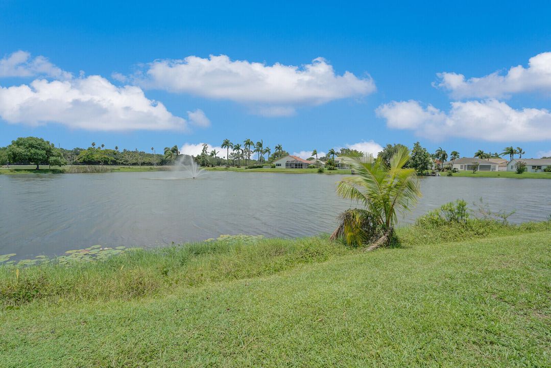 For Sale: $395,000 (3 beds, 2 baths, 1318 Square Feet)