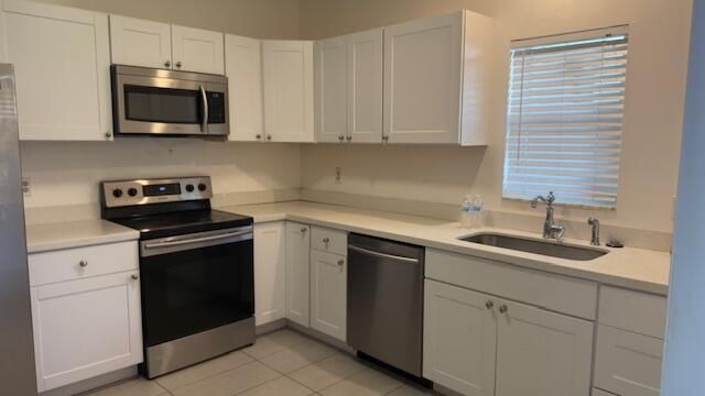 For Rent: $2,600 (2 beds, 2 baths, 1660 Square Feet)