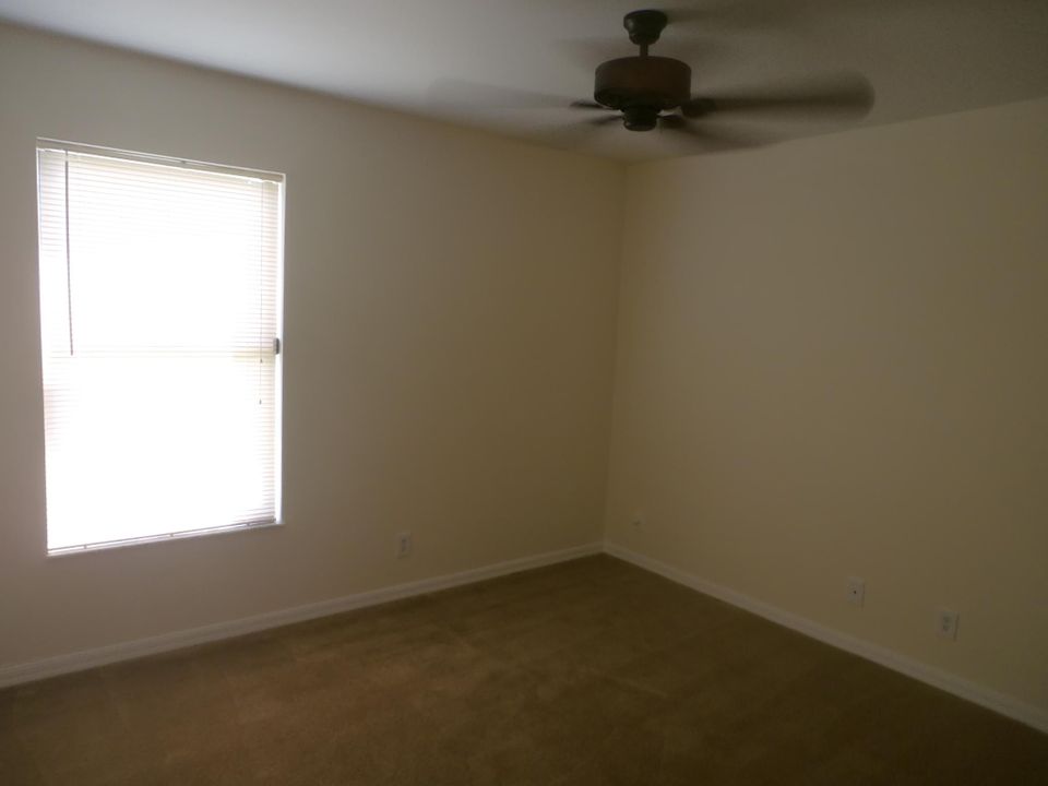 For Rent: $3,350 (3 beds, 2 baths, 1600 Square Feet)