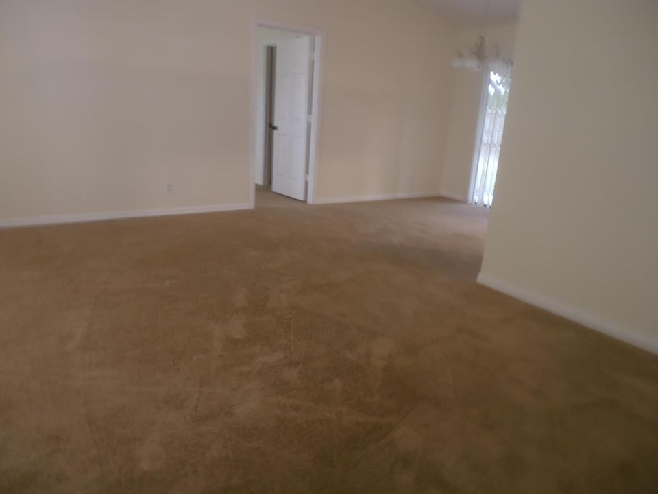 For Rent: $3,350 (3 beds, 2 baths, 1600 Square Feet)