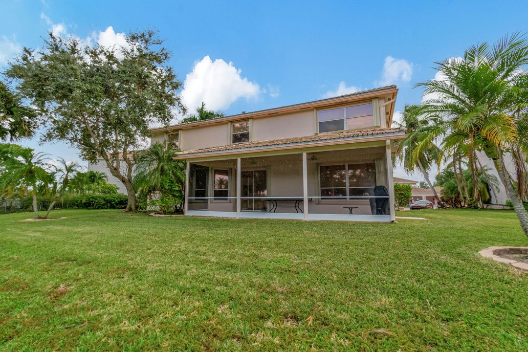 For Sale: $839,000 (4 beds, 2 baths, 2592 Square Feet)