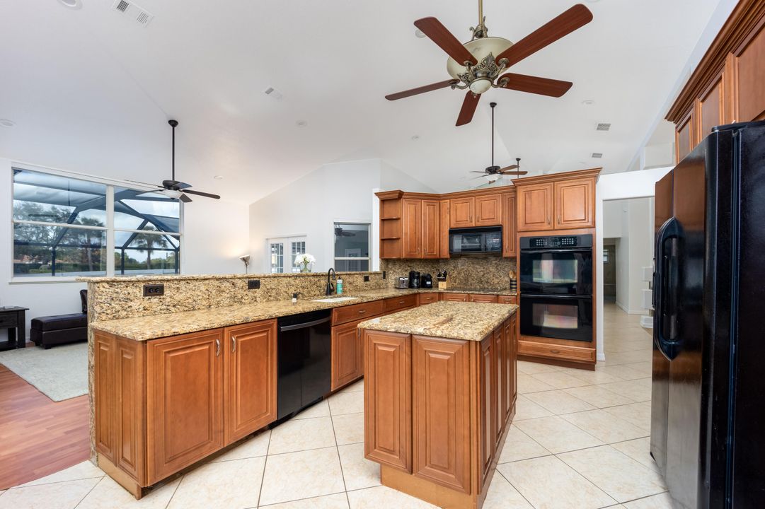 For Sale: $649,000 (3 beds, 2 baths, 2541 Square Feet)