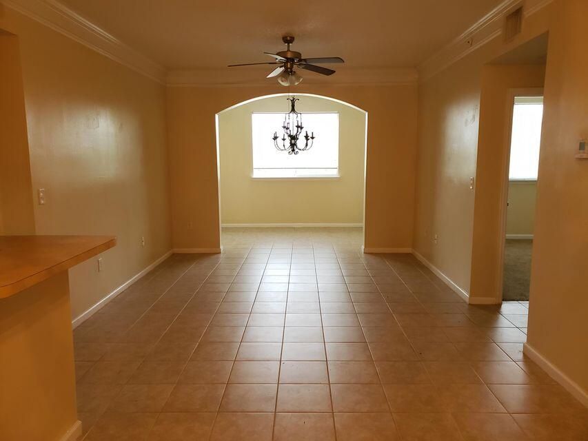 For Rent: $2,350 (3 beds, 2 baths, 1426 Square Feet)