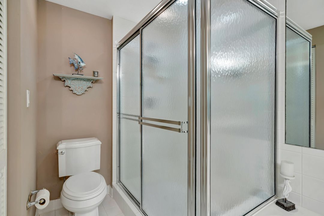 For Sale: $1,149,000 (2 beds, 2 baths, 1340 Square Feet)