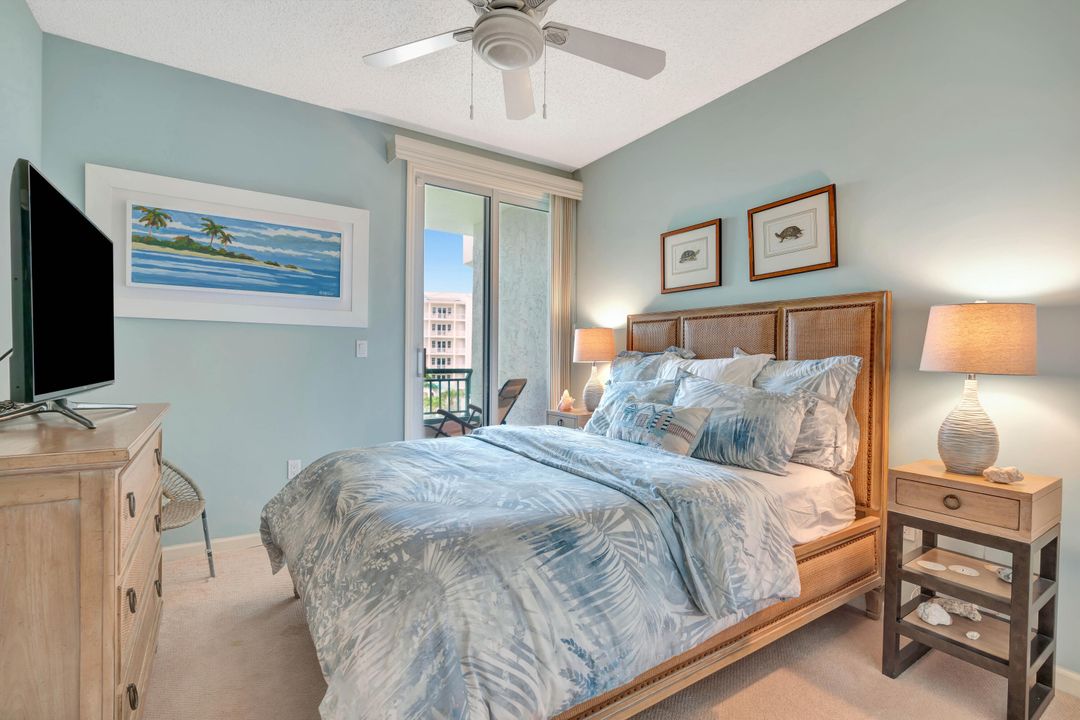 For Sale: $1,149,000 (2 beds, 2 baths, 1340 Square Feet)