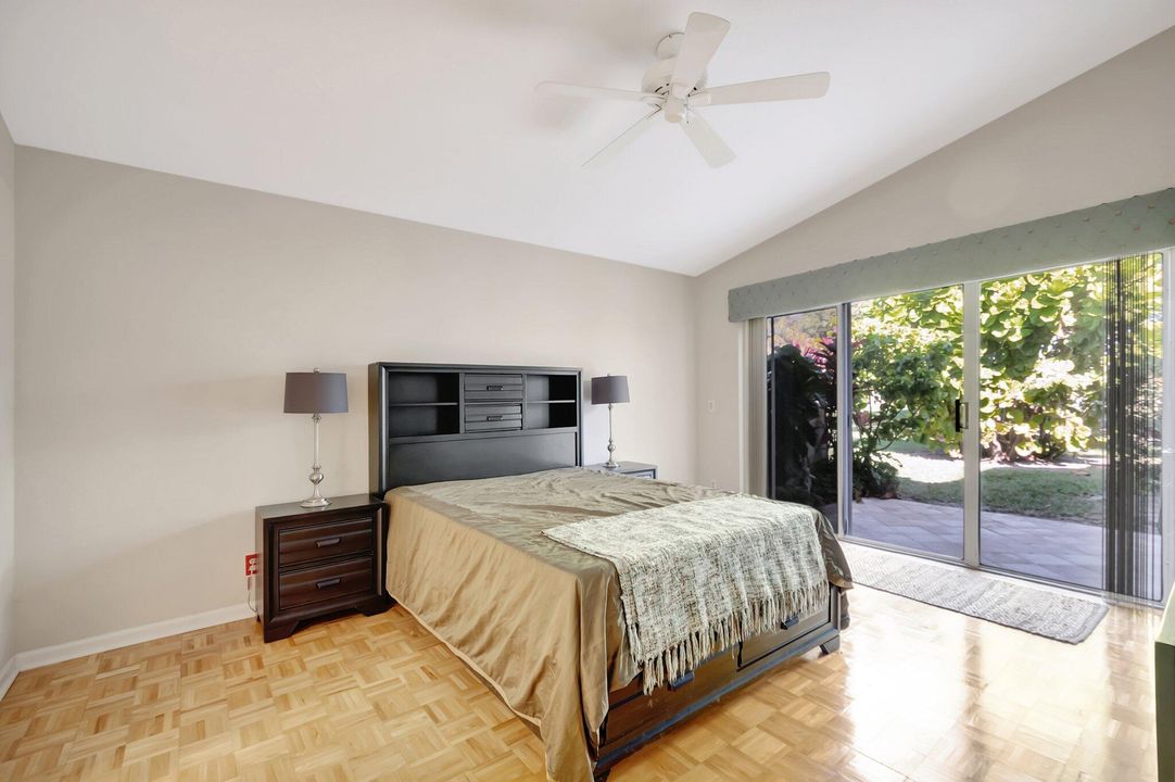 For Sale: $500,000 (3 beds, 2 baths, 1717 Square Feet)