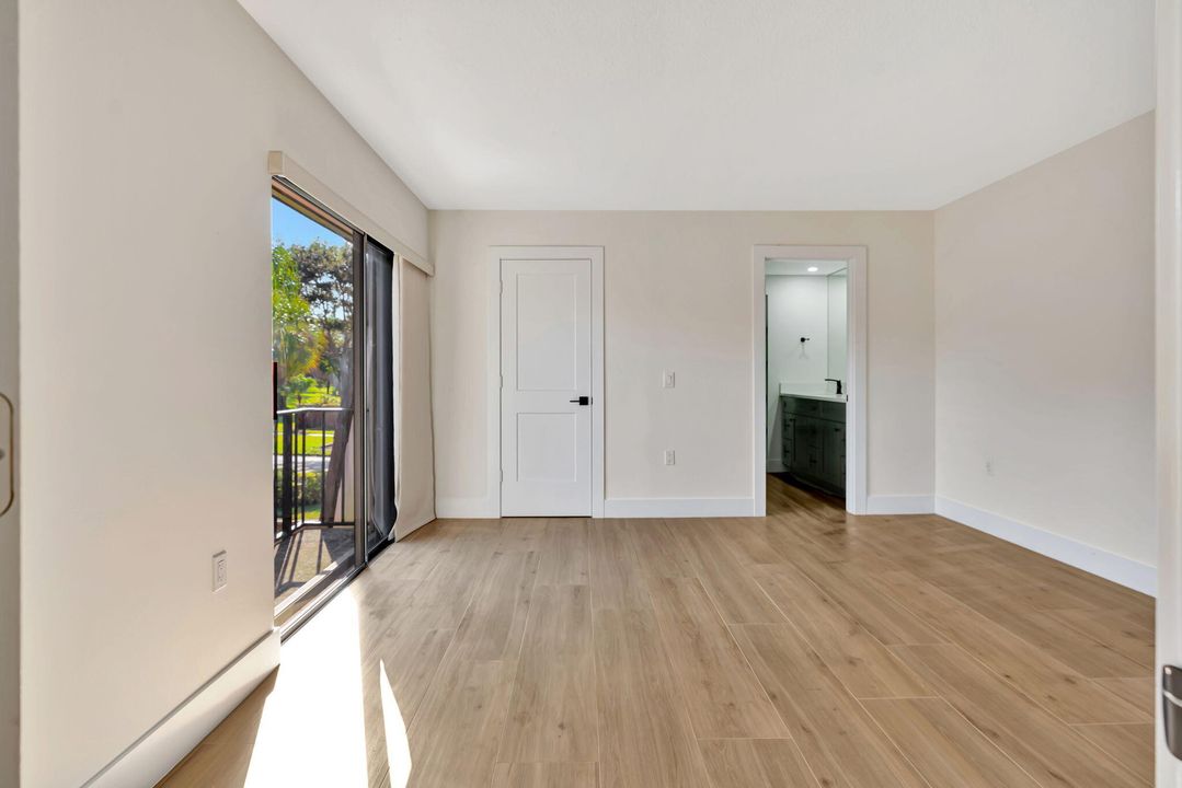 For Sale: $390,000 (2 beds, 2 baths, 1236 Square Feet)