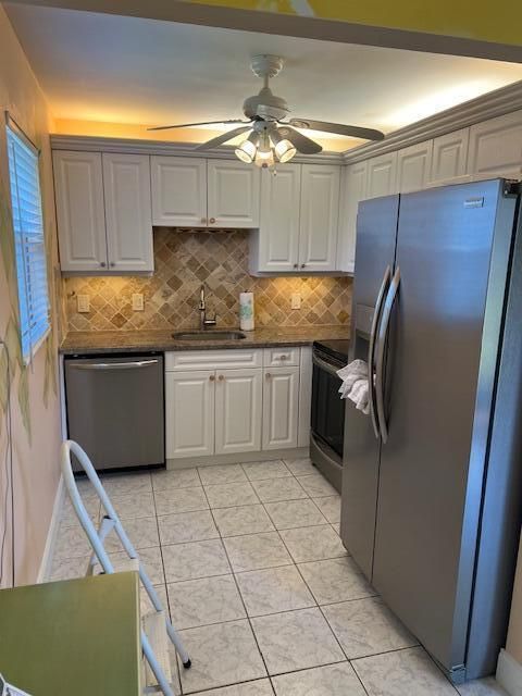 For Rent: $1,850 (2 beds, 2 baths, 883 Square Feet)