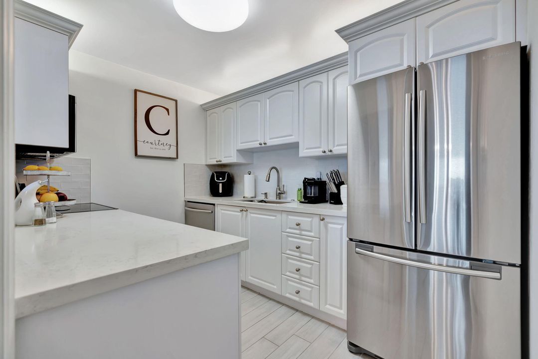 For Sale: $499,000 (2 beds, 2 baths, 1162 Square Feet)