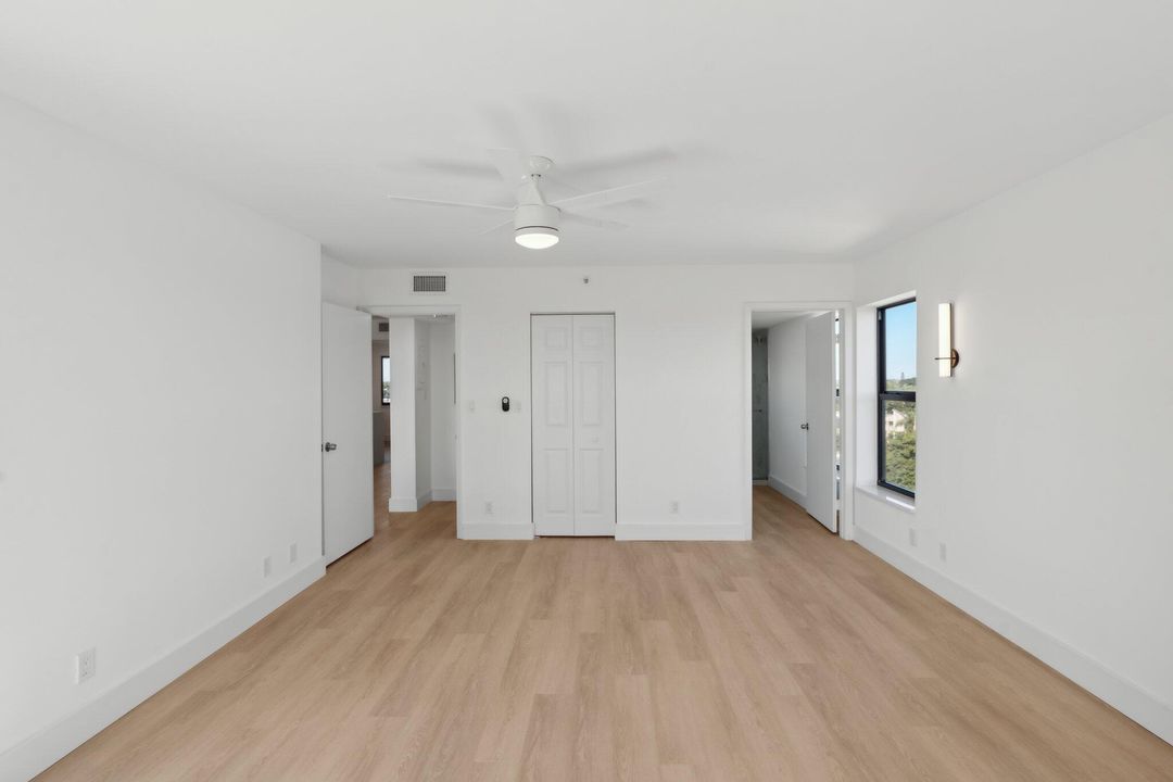 For Sale: $335,000 (2 beds, 2 baths, 1230 Square Feet)