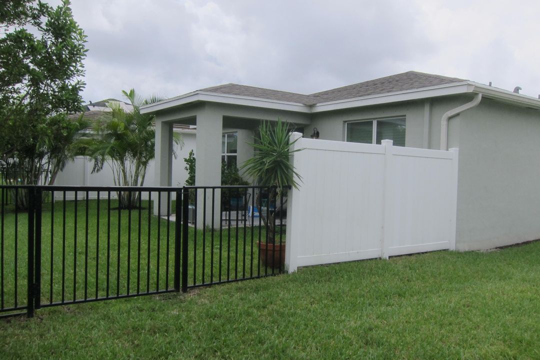 For Sale: $585,000 (3 beds, 2 baths, 1863 Square Feet)