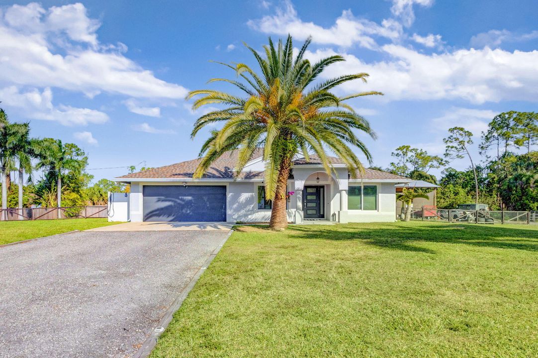 For Sale: $685,000 (3 beds, 2 baths, 1562 Square Feet)