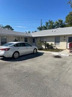 For Rent: $1,900 (2 beds, 2 baths, 941 Square Feet)