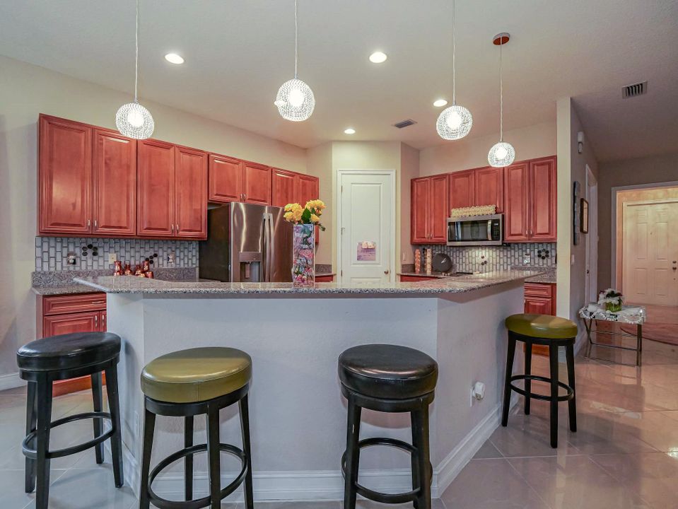 For Sale: $499,000 (3 beds, 2 baths, 1809 Square Feet)