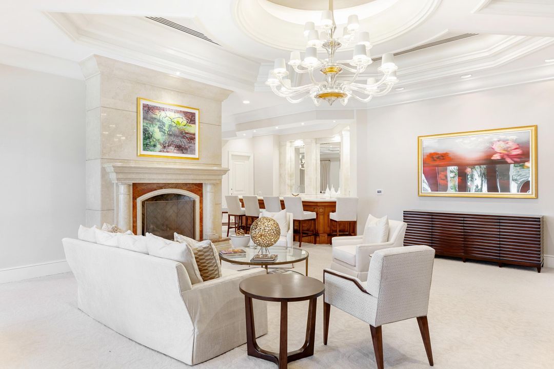 Active With Contract: $7,995,000 (4 beds, 3 baths, 5335 Square Feet)