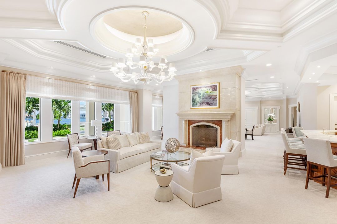 Active With Contract: $7,995,000 (4 beds, 3 baths, 5335 Square Feet)