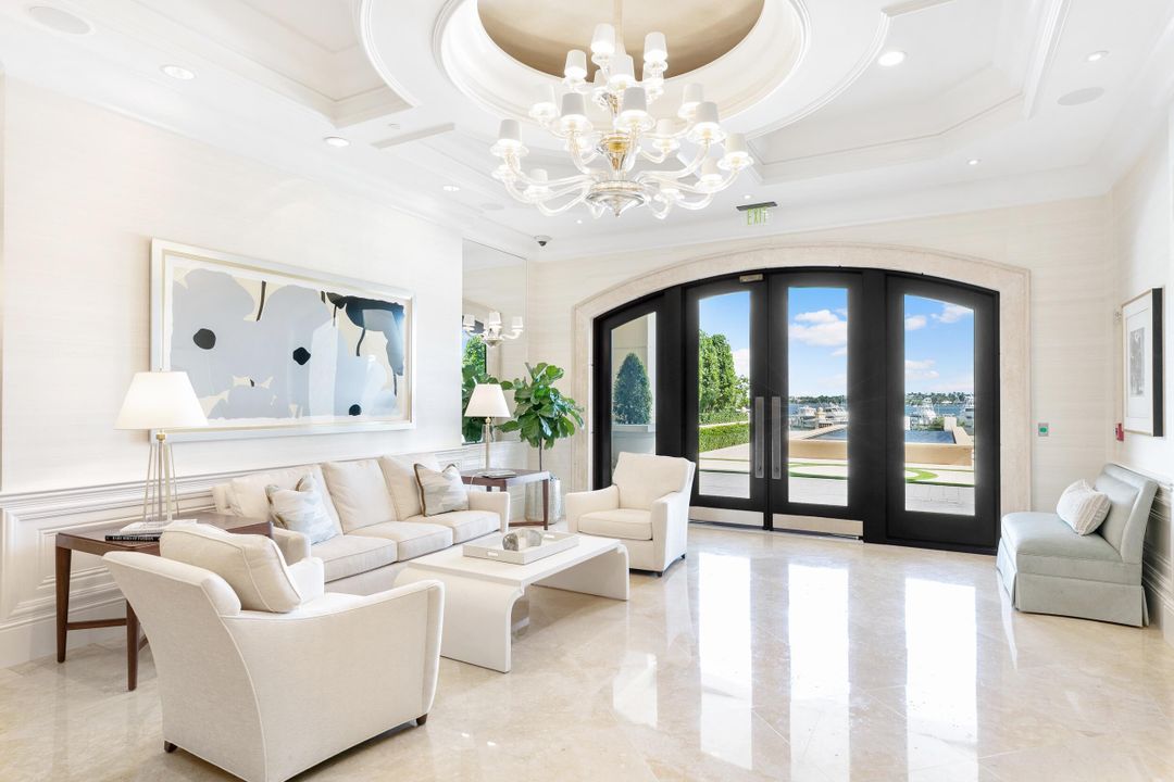 Active With Contract: $7,995,000 (4 beds, 3 baths, 5335 Square Feet)