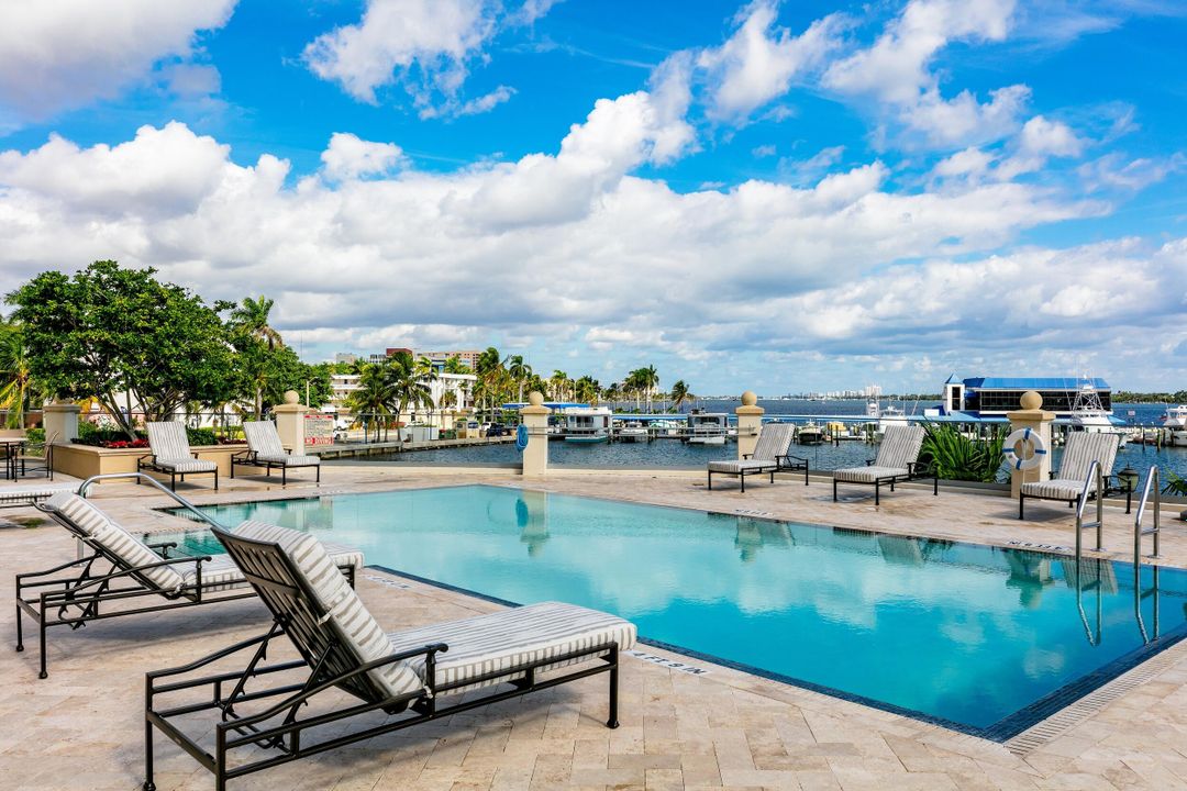 Active With Contract: $7,995,000 (4 beds, 3 baths, 5335 Square Feet)