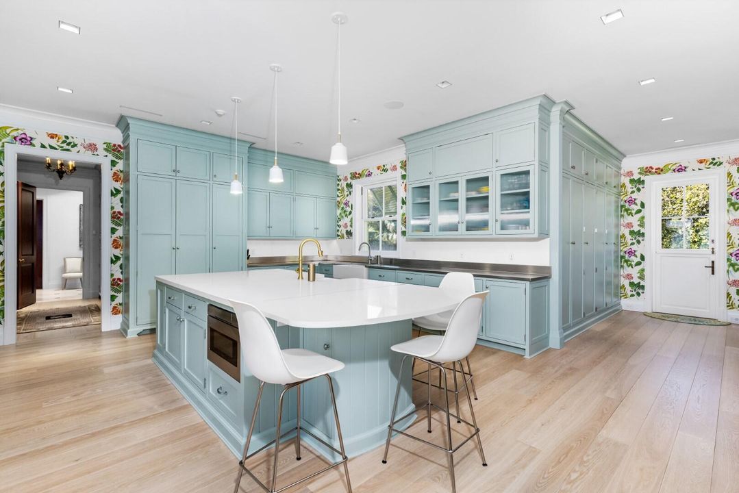 待售: $52,500,000 (3 贝兹, 5 浴室, 8463 平方英尺)