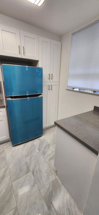 For Rent: $2,300 (2 beds, 2 baths, 1099 Square Feet)